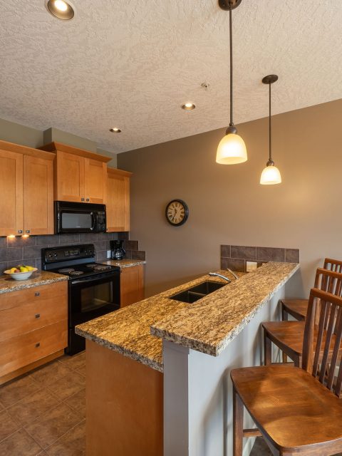  - Fully-equipped 2 Bedroom Townhome in Sooke, BC