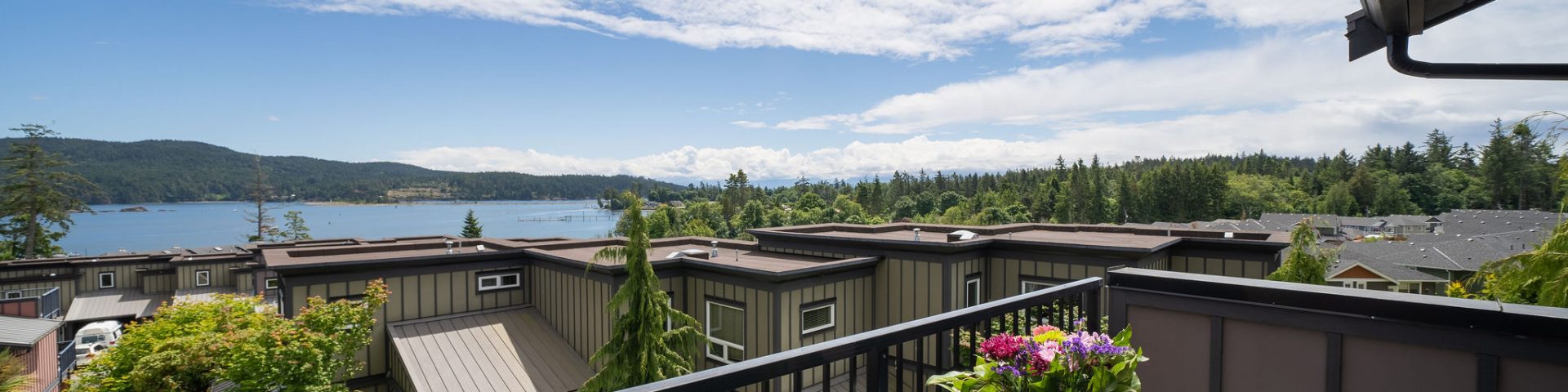 Sooke Harbour Townhome - 144