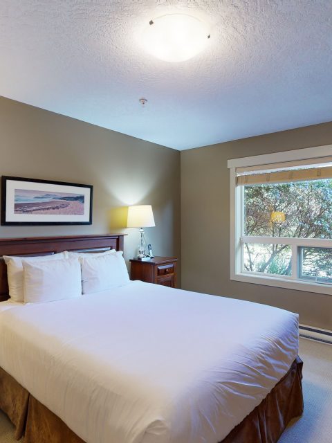  - Fully-equipped 2 Bedroom Townhome in Sooke, BC