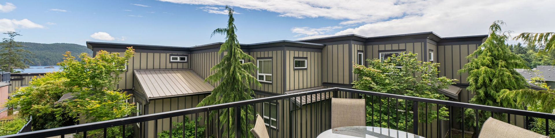 Sooke Harbour Townhome - 127