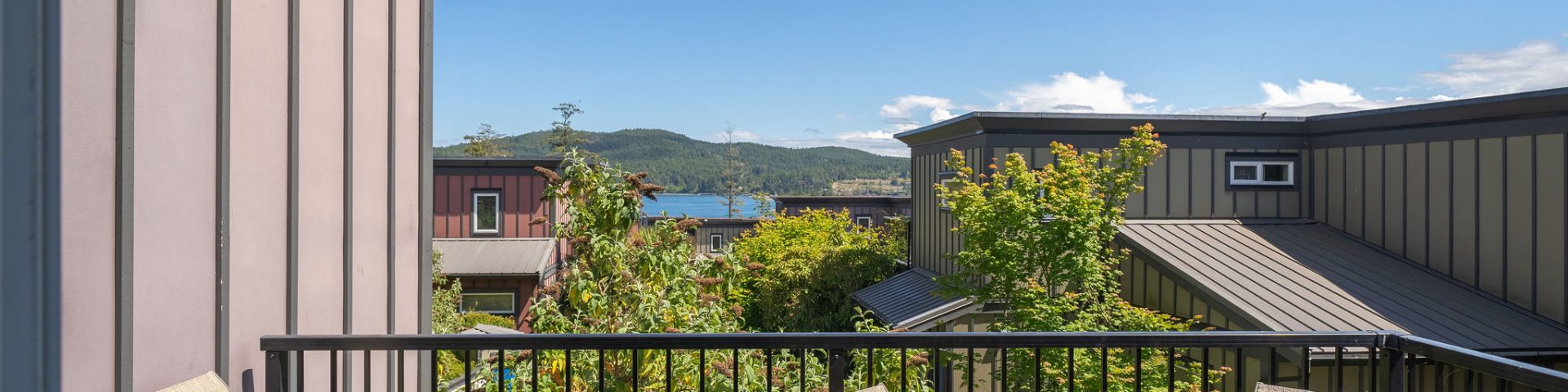 Sooke Harbour Townhome - 142